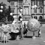 Janine Walker – The Golbe